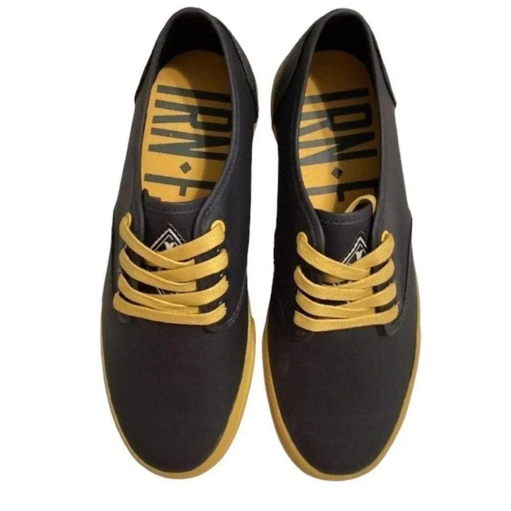 NWT Iron Fist Iron Fist The Winston Navy Blue Gold Waxed‎ Canvas Size 7